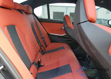 2025 BMW M3 Competition z USA, uszkodzony, nr VIN WBS33HJ0XSFT90597